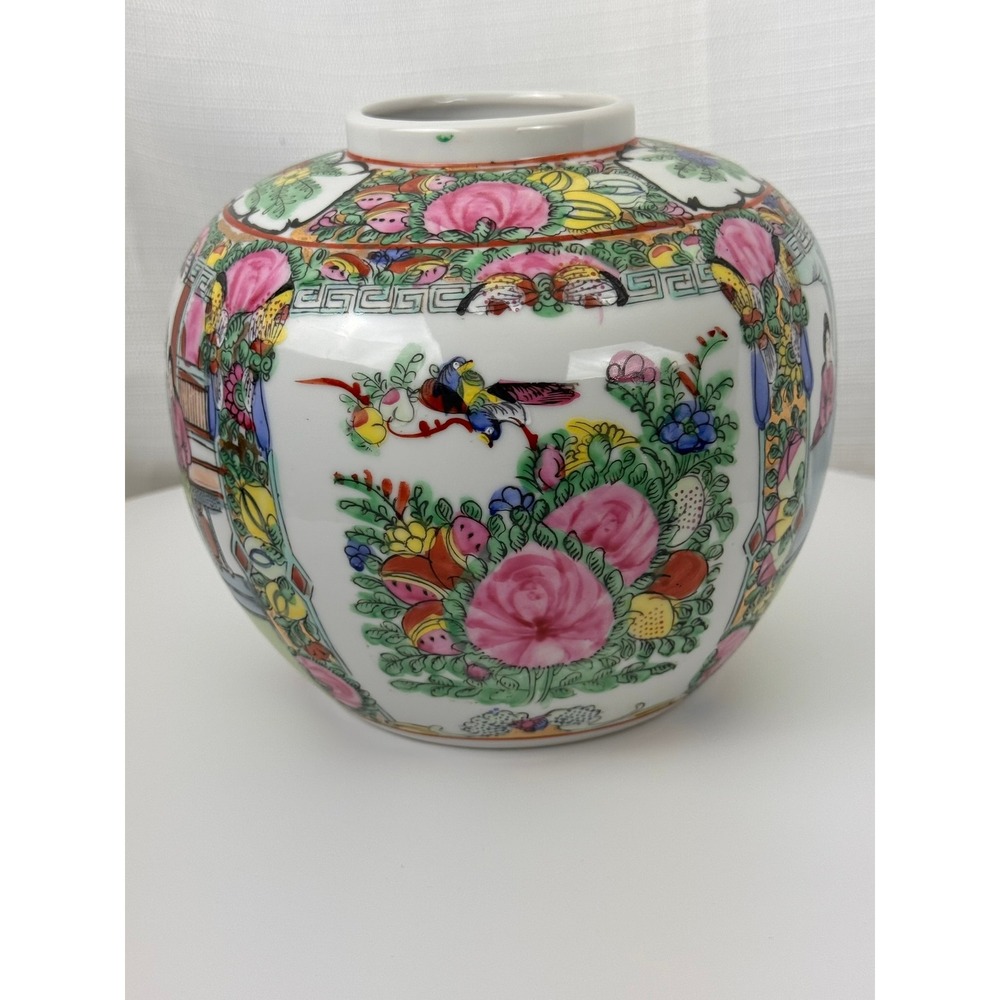 AC Japanese Decorated Porcelain Ginger Jar Rose Medallion Hong Kong Hand Painted